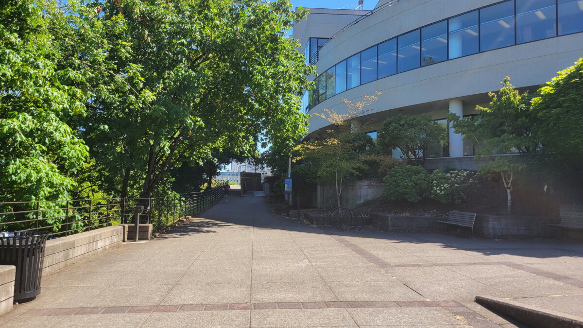 Eugene says zoning doesn't allow data centers at former Hyundai/Hynix campus