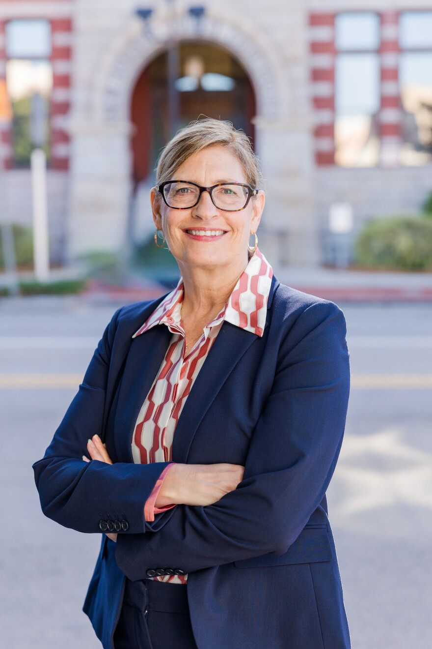 Kelly Hanley running for NC Superior Court 6B, Seat 1