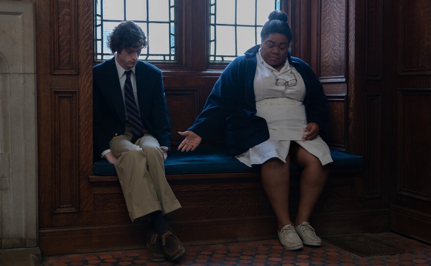 Dominic Sessa as Angus Tully and Da'Vine Joy Randolph as Mary Lamb in <em>The Holdovers.</em>