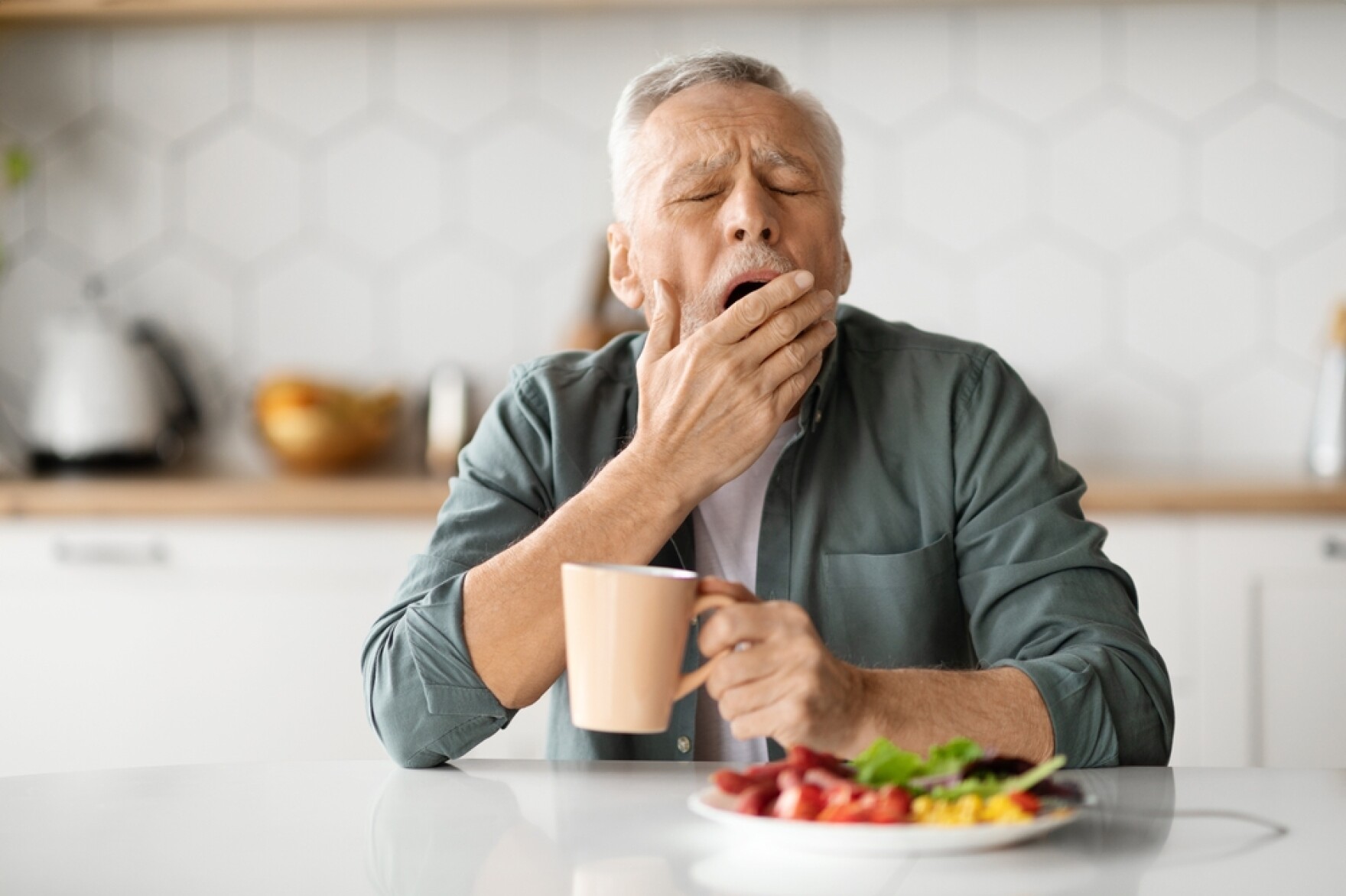 Image showcasing New study links excessive daytime drowsiness in the elderly to dementia ...