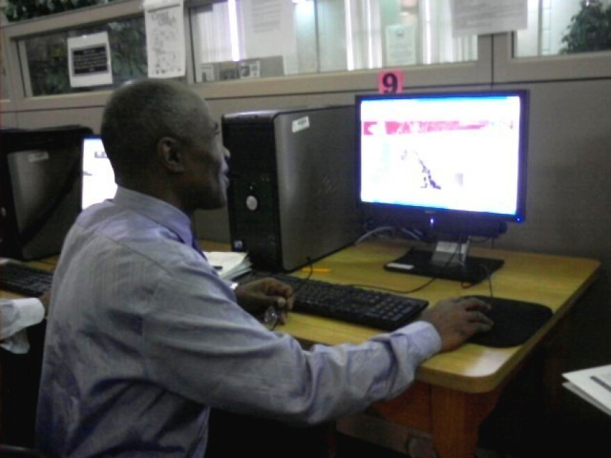 Junius Baines of Buffalo searches for jobs