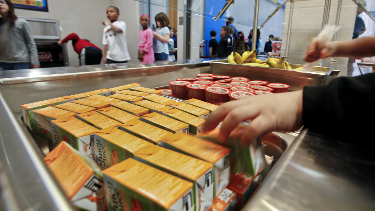 School's out, but free meals continue at nearly 40 Wichita locations - Vimarsana News