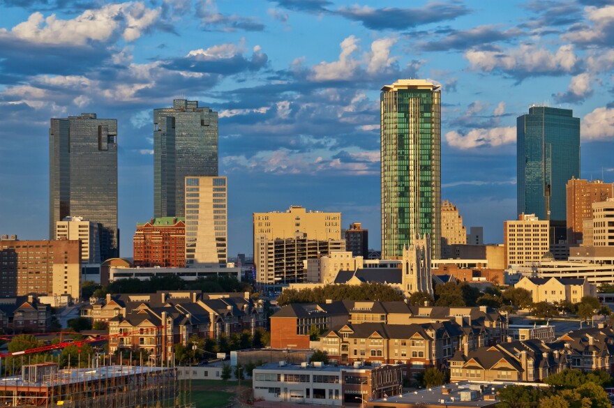 A picture of Fort Worth's skyline at dusk. 