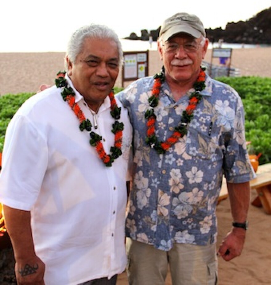 Clifford Nae’ole (L) with correspondent Tom Wilmer