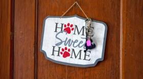 A Home Sweet Home sign on Brie Lamarche’s kitchen.