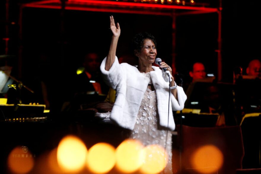 Aretha Franklin performs during the commemoration of the Elton John AIDS Foundation 25th year gala at the Cathedral of St. John the Divine in New York City, in November 7, 2017. Photo by Shannon Stapleton/Reuters