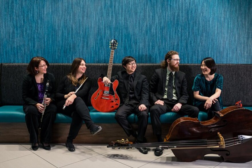 Fivebyfive is clarinetist Marcy Bacon, flutist Laura Lentz, guitarist Sungmin Shin, bassist Eric J. Polenik, and pianist Haeyeun Jeun.