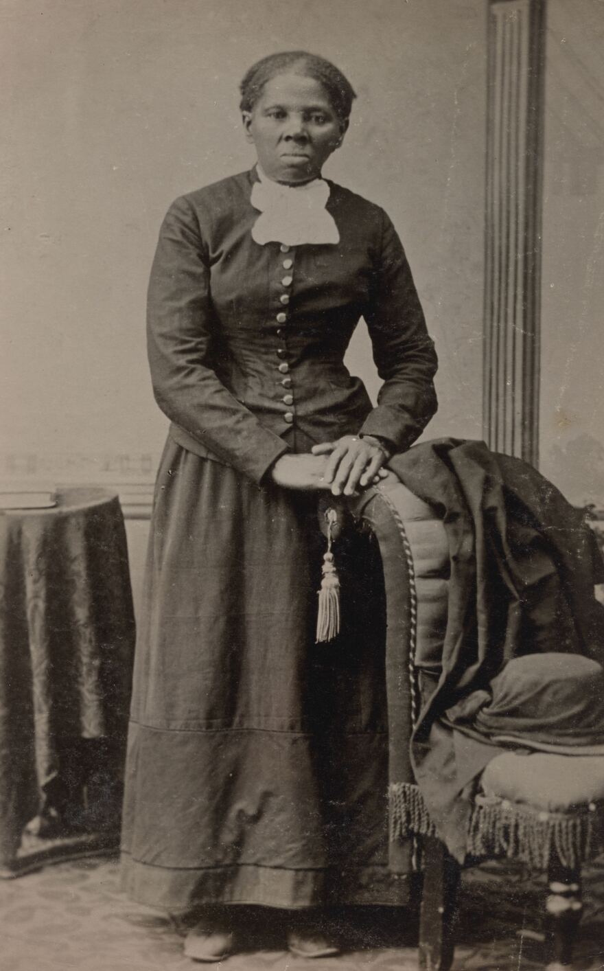 Portrait of Harriet Tubman.