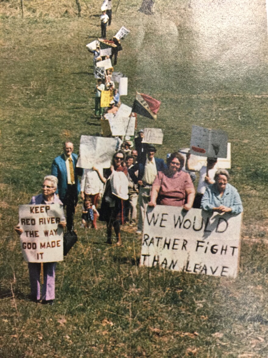 red_river_0.jpg