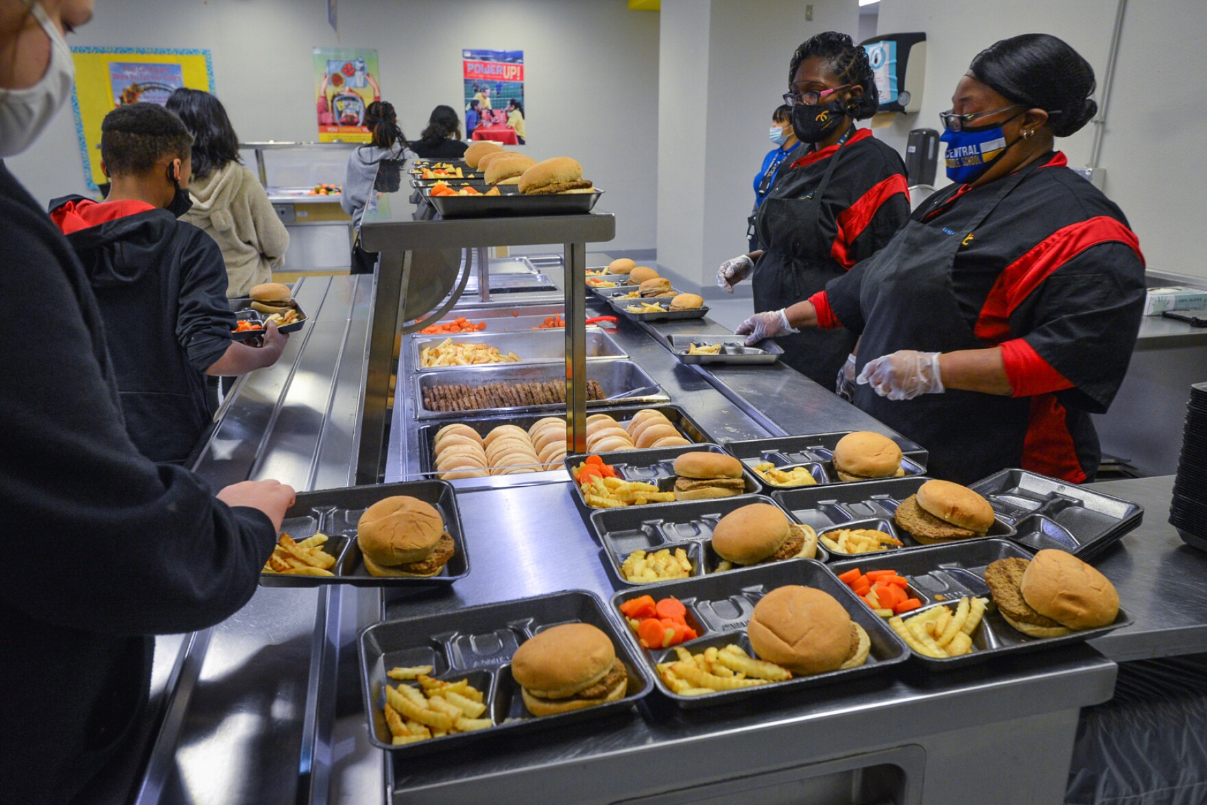 Kansas City schools say students still need free lunches, but federal