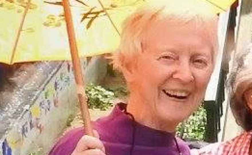 Glenda Hope, 84