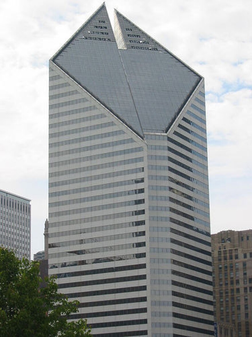 The Smurfit-Stone building in downtown Chicago, a well-known fixture of the city's skyline. Smurfit-Stone, headquartered in Chicago and Creve Coeur, Mo. will be acquired by RockTenn of Norcross, Ga. (via Flickr/Chronochaser)