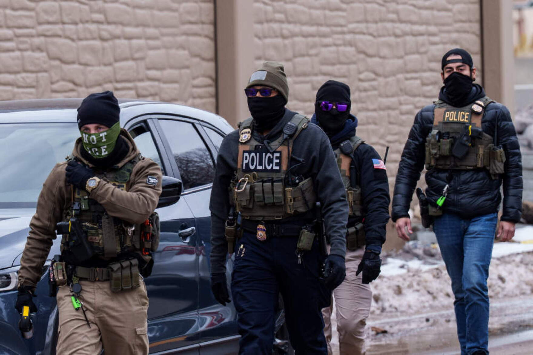 Ice Imm How ICE is using surveillance technology in immigration crackdowns