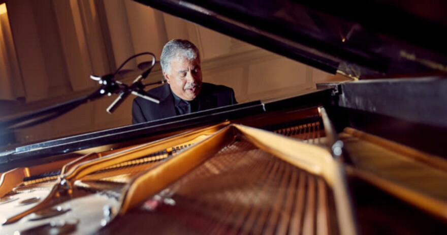 Steve Soares at the piano.