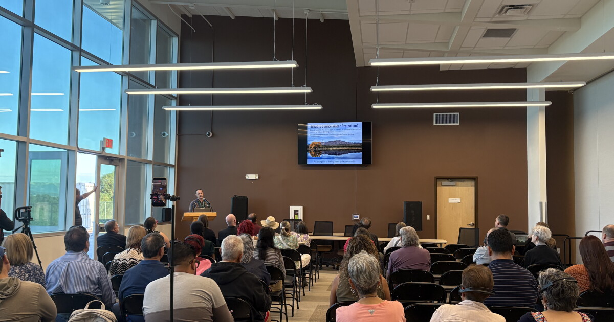 NMED reaches Sunland Park and Santa Teresa residents through community meeting