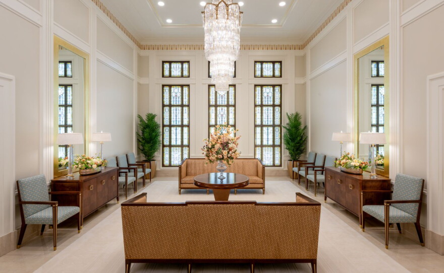 The Celestial Room of the Wichita Kansas Temple of The Church of Jesus Christ of Latter-day Saints.