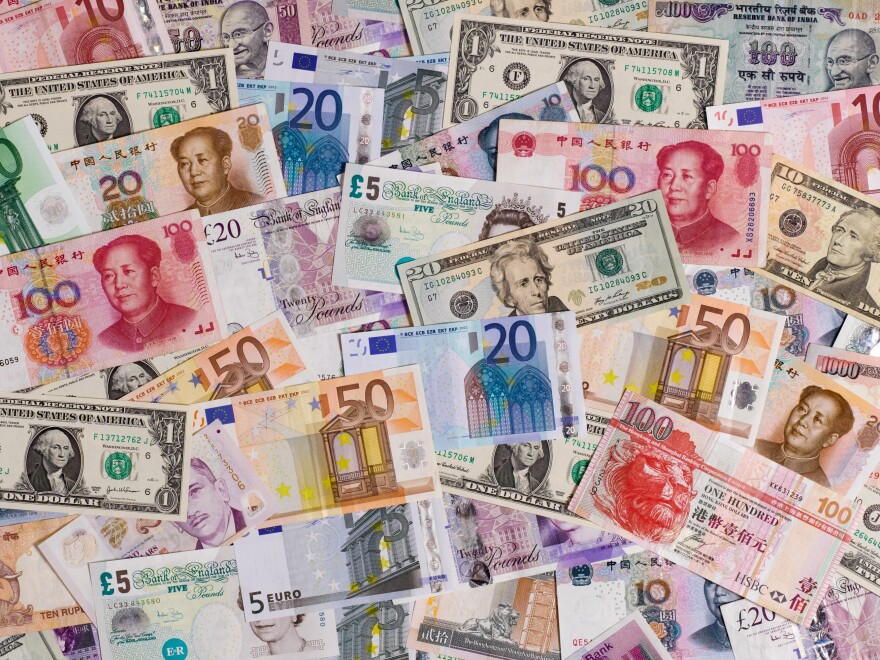 The richest people in the world got even richer during the pandemic and more people fell into poverty, says an Oxfam report. The charity claims that this growing economic gap leads to "economic violence."