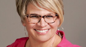 headshot of Lisa Peacock
