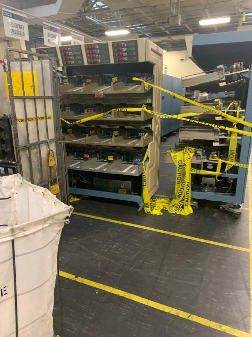 decommissioned_mail_sorting_machines_1.jpg