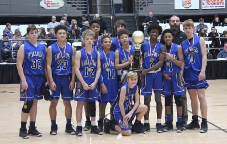Dwayne Richardson 8th Grade team.jpg