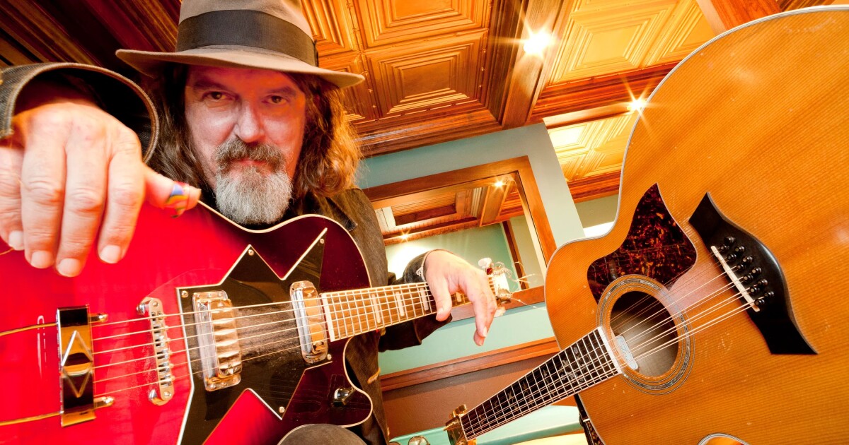 Peter Case #39 s Grammy Nominated quot Psychedelic Noir quot at Godfrey Daniels