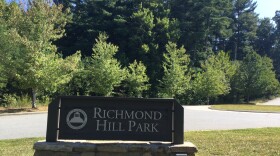 A sign at the entrance to Asheville's Richmond Hill Park.