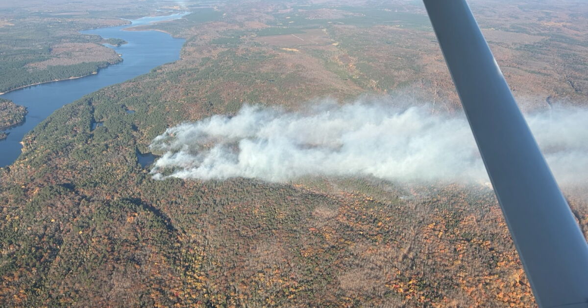 Crews battling two Upper Peninsula fires that forced evacuations
