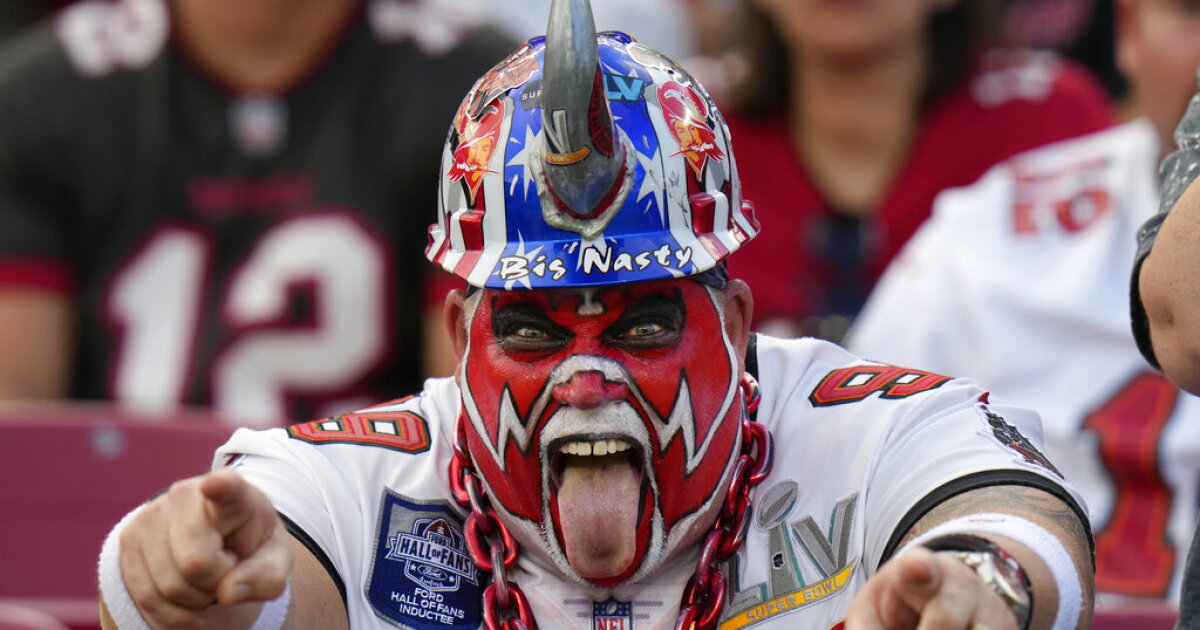 He's not longer 'Big Nasty,' but Bucs superfan is still a huge part of ...