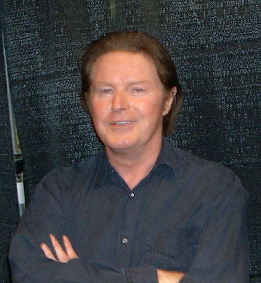 552px-Don_Henley_(cropped).jpg