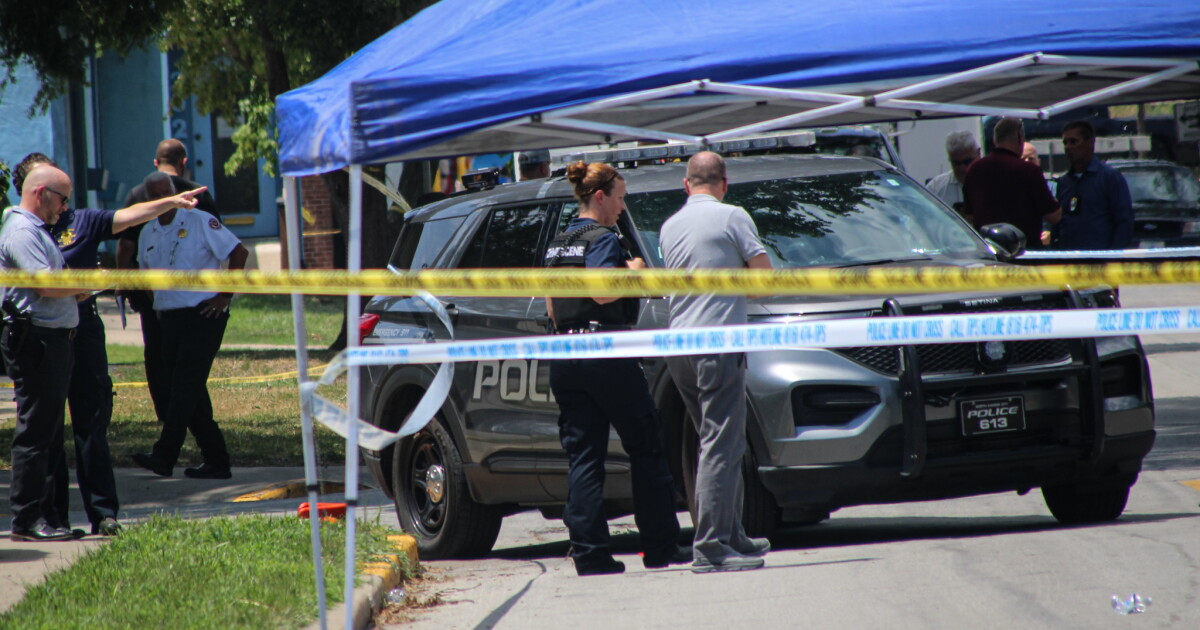 North Kansas City Police officer dies after being shot during traffic ...