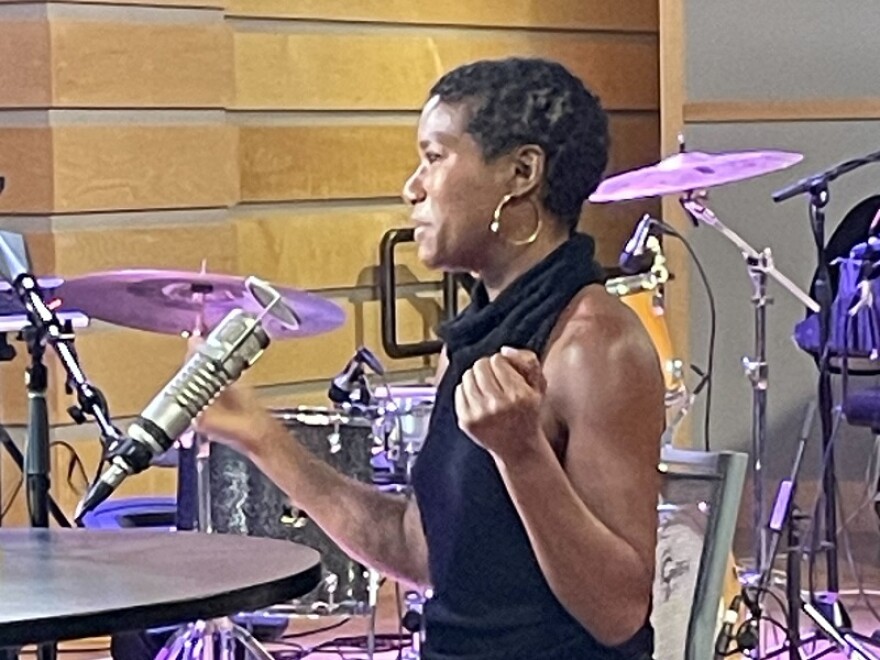 Stephanie Wilson is a singer, dancer and lyricist based in Winooski, Vermont. Stephanie performed her song "To Blame" at 开云体育 with her band Acqua Mossa.