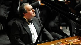 Pianist Yefim Bronfman performs Bruckner's Romantic with the San Francisco Symphony