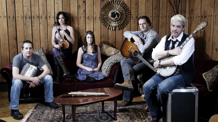 Celtic band Solas.