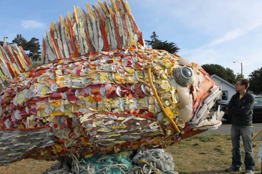 A giant fish made out of plastic debris by artist Angela Haseltine Pozzi.