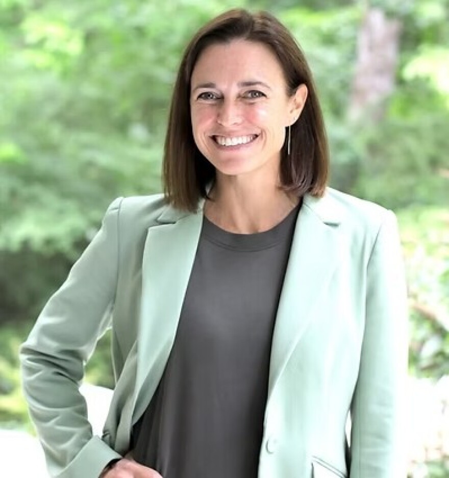 Beth Helfrich