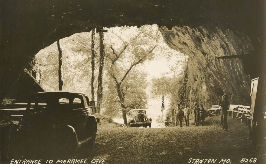 Meramec Caverns entrance, circa 1940