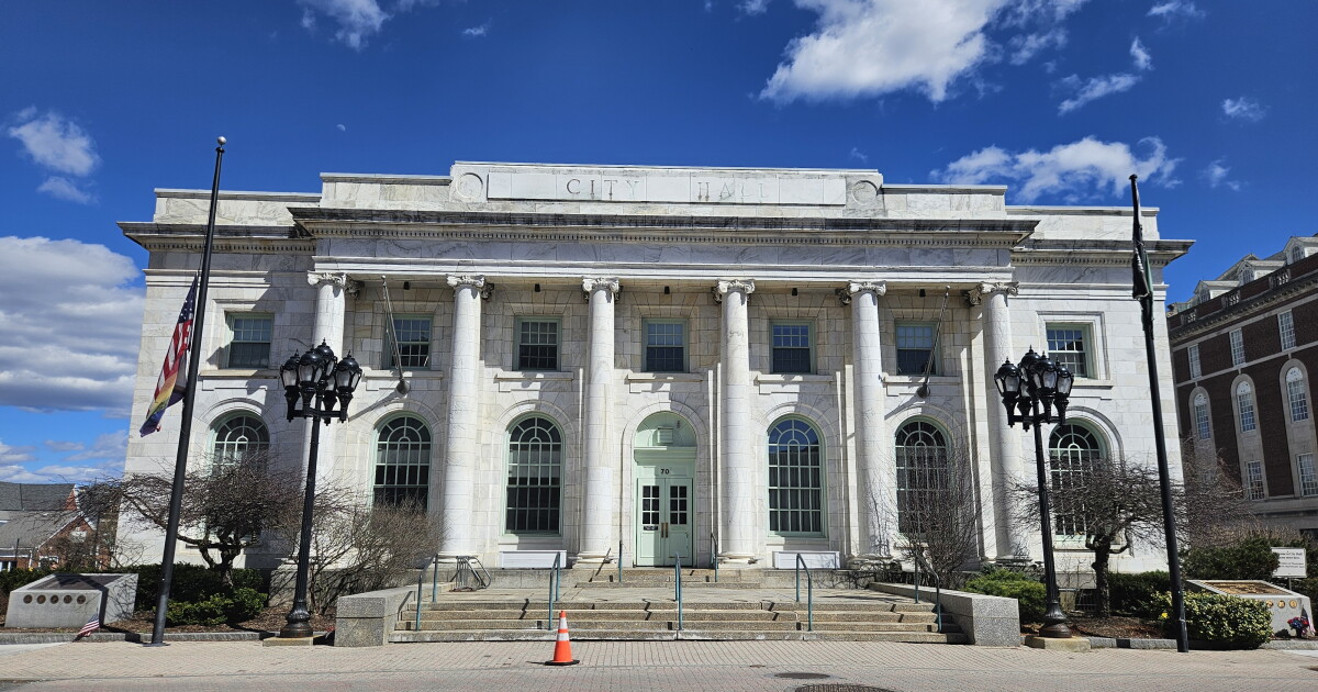 Pittsfield city council talks free parking for veterans, impending North Street infrastructure project, Miss Hall’s gift to DEI office Pittsfield city council talks free parking for veterans, impending North Street infrastructure project, Miss Hall’s gift to DEI office