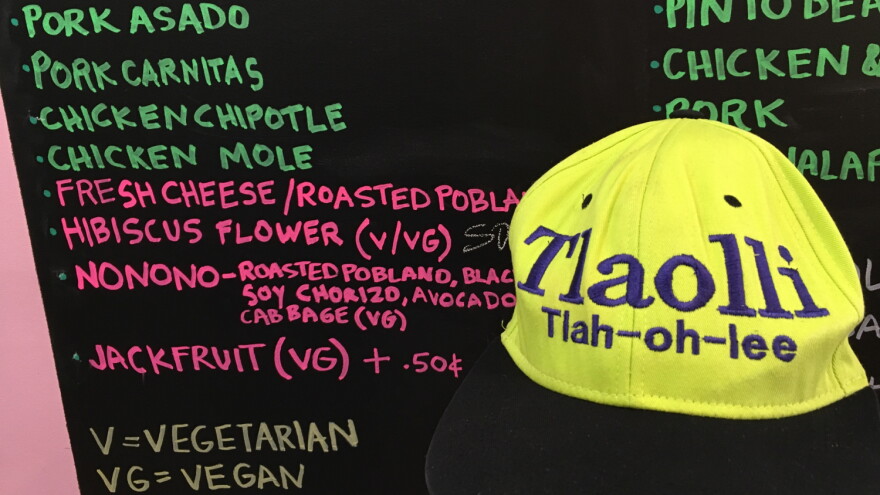 The vegan and vegetarian options at Tlaolli