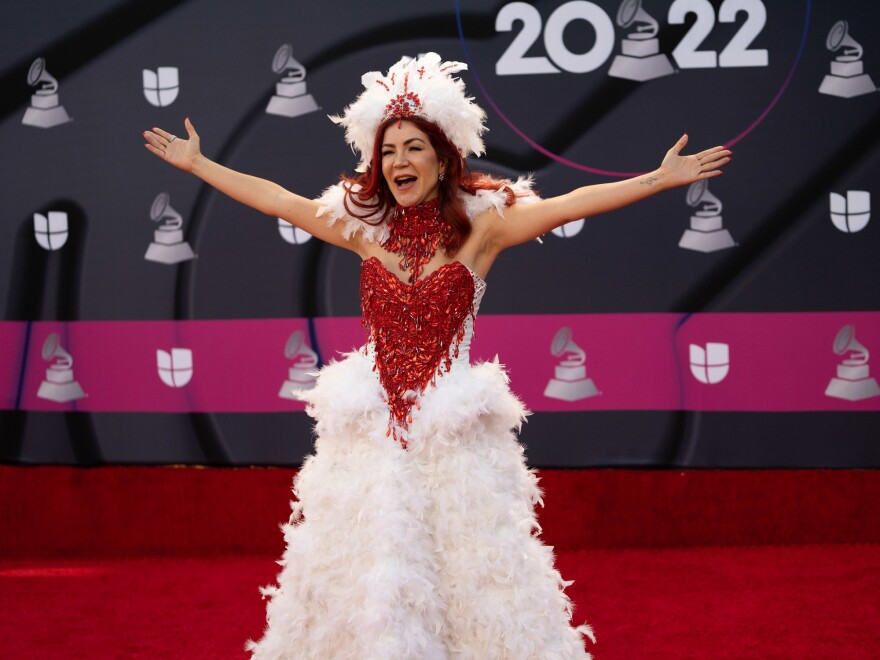 Oscars 2023: See all the red carpet looks : The Picture Show : NPR