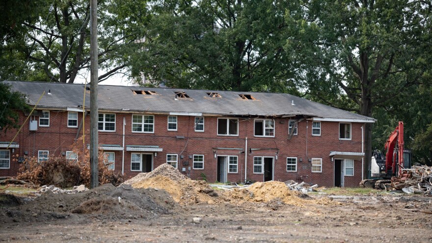 TIDEWATERGARDENS ZACHDROPBERTS