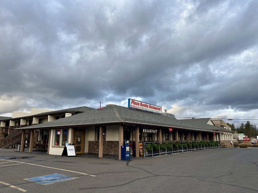 The Plaza Bonita Restaurant, south of Grand Canyon National Park in Tusayan, welcomed federal employees and local families for free meals hosted by the Grand Canyon Conservancy, Sunday, Nov. 16, 2025.