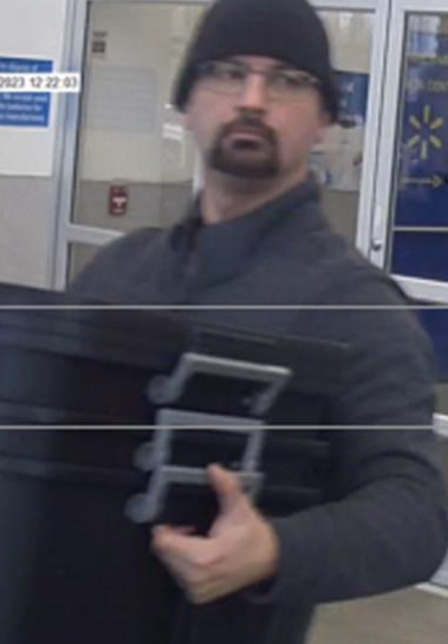  Michael Avery, 35, is the suspected driver in a fiery crash that killed himself and two others on Jan. 1, 2024 in Rochester, NY.