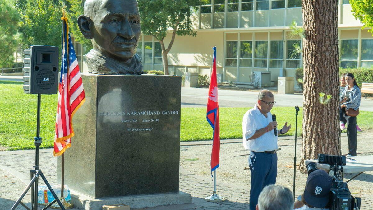 ‘Doing whatever we can’ - Fresno State holds vigil to honor victims of Nepal floods