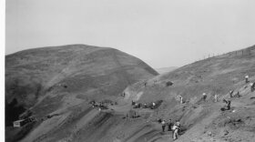 Archival photo of CCC crew on Seaview Trail at Tilden Park in Berkeley