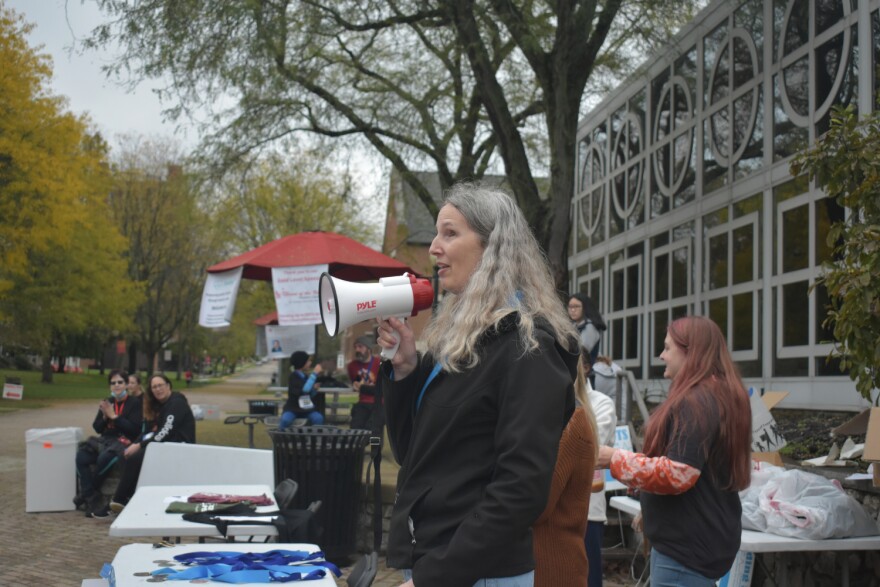 Cathy Pederson runs the organization Standing Up To POTS and works to educate patients and doctors about the syndrome formally known as postural orthostatic tachycardia syndrome. She spoke to a crowd that had gathered for the groups annual 5K in Springfield, Ohio