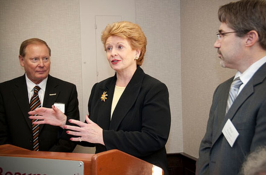 Michigan Senator Debbie Stabenow (center) is seeking to delay EPA action on greenhouse gas emissions.