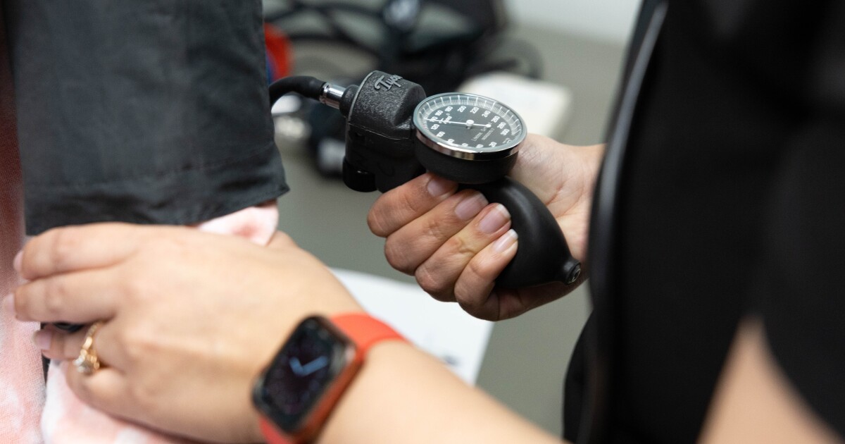 More of Texas’ youngest kids are becoming uninsured, new research shows