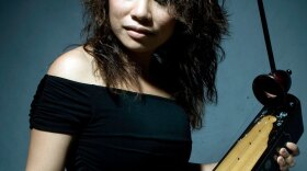 Vân-Ánh Vanessa Võ gives a Gershwin classic an expressive, evocative twist with the <em>đàn bâù, </em>a traditional Vietnamese instrument.