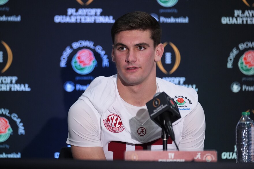 Alabama quarterback Ty Simpson answers questions during a press conference ahead of Thursday's Rose Bowl College Football Playoff against Indiana Tuesday, Dec. 30, 2025, in Los Angeles. (AP Photo/Marcio Jose Sanchez)