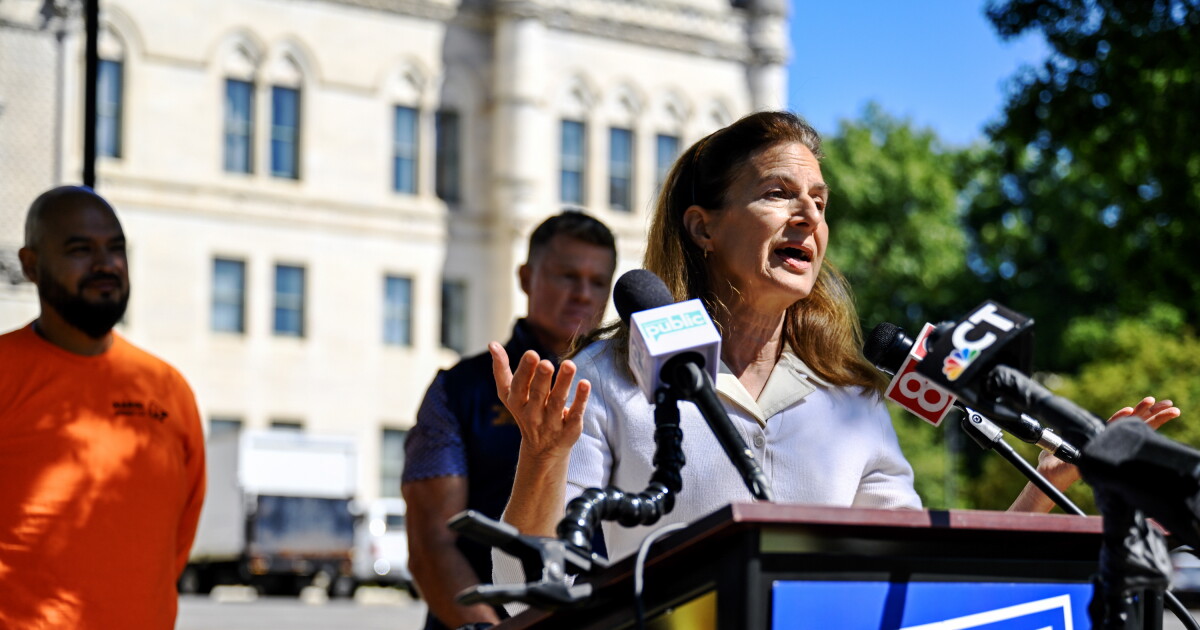 Connecticut gubernatorial candidates offer differing plans on electricity costs